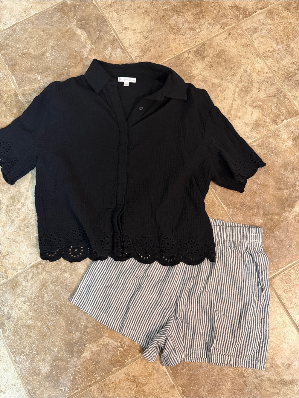 Linen shorts outfit Evereve